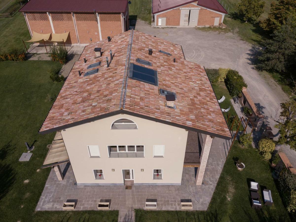 La Piccola Torre Bed & Breakfast Scandiano Dış mekan fotoğraf